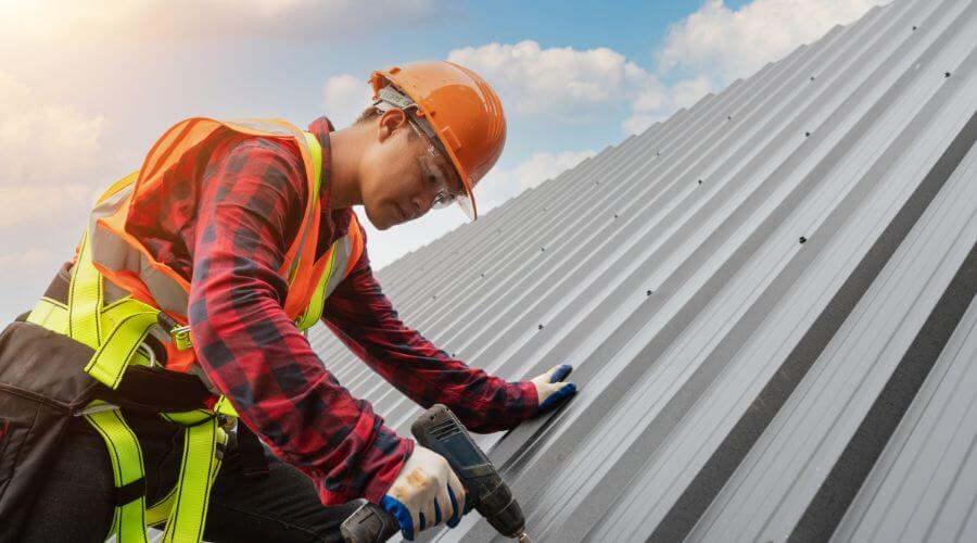 Professional residential roofers in Minier, IL
